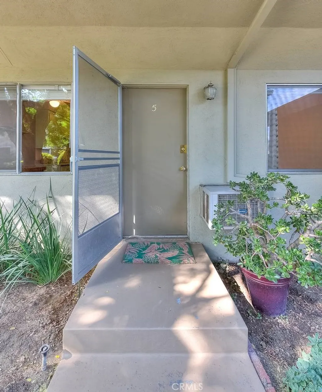 Additional image 5 of 504 S Euclid Avenue Unit 5, Pasadena, CA 91101