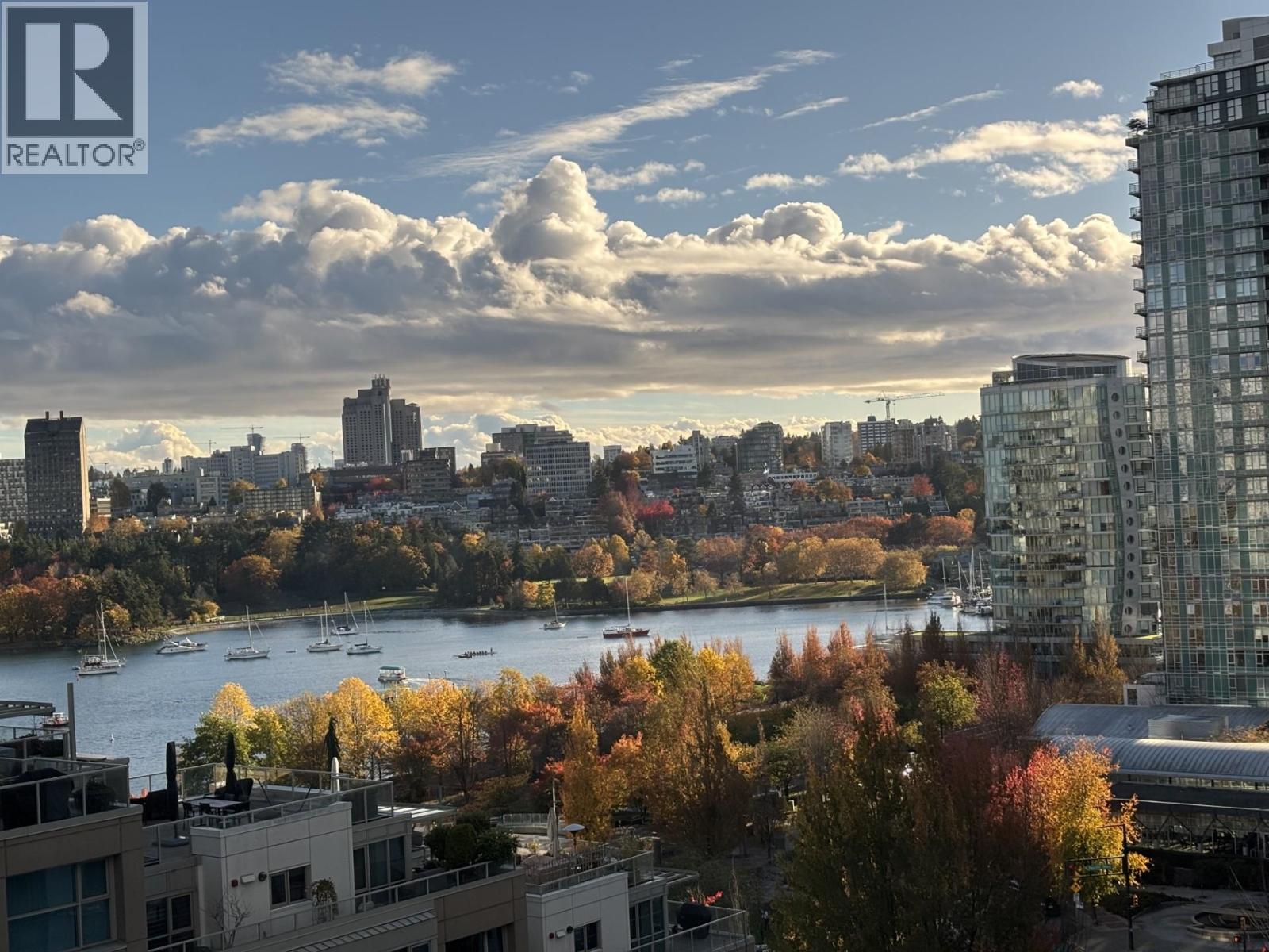 1204 1323 HOMER STREET|Vancouver, British Columbia V6B5T1