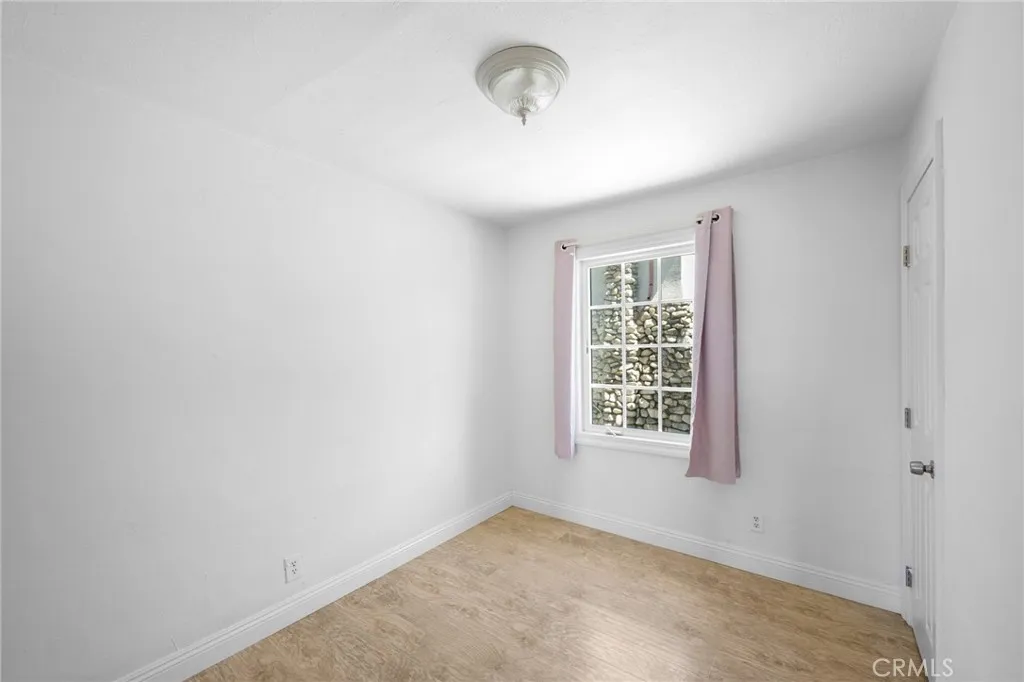 Additional image 17 of 2526 Foothill Boulevard Unit 1/2, La Crescenta, CA 91214
