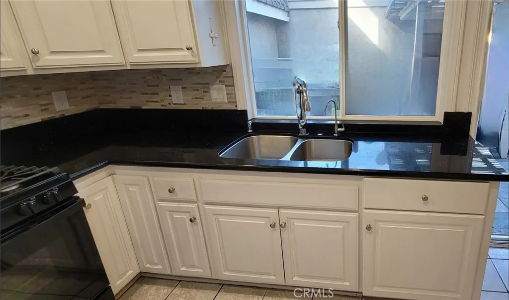 Additional image 8 of 2150 W Churchill Cir, Anaheim, CA 92804