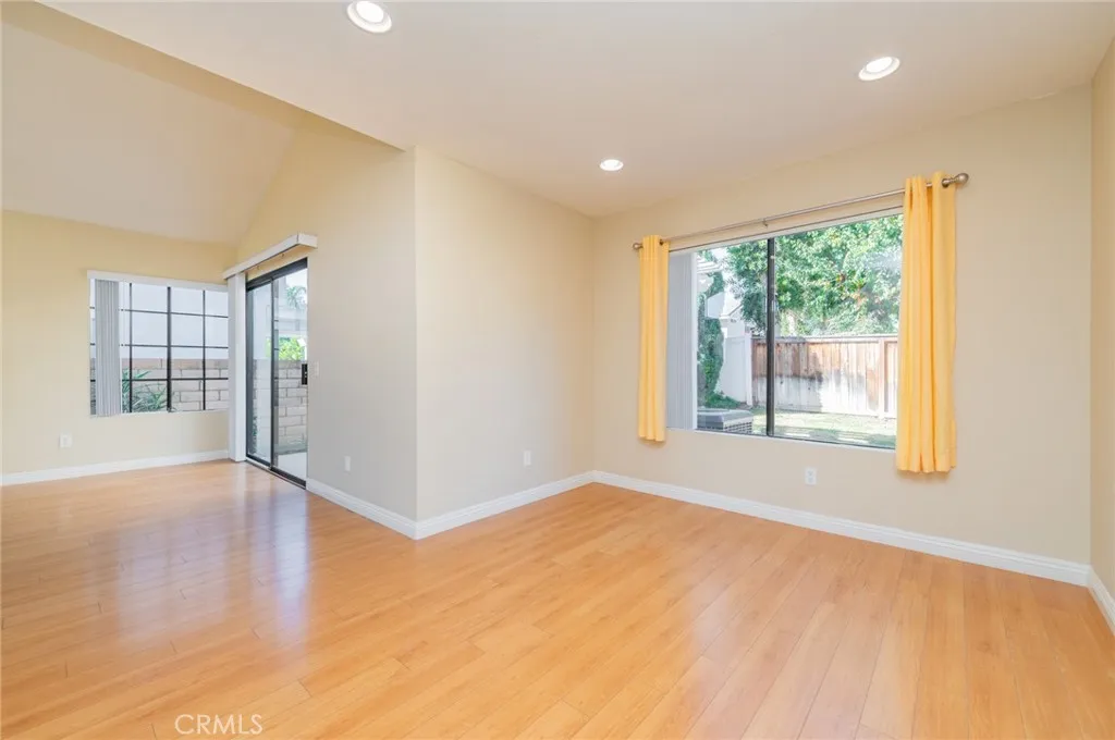 Additional image 7 of 11 Gainesmill, Irvine, CA 92620