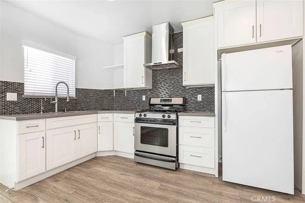 Additional image 7 of 10563 Vinedale, Sun Valley, CA 91352