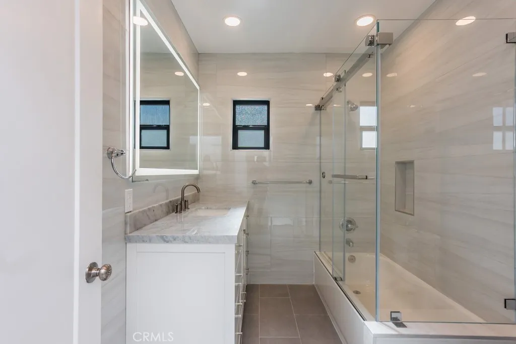 Additional image 71 of 128 S Harper Ave, Los Angeles, CA 90048