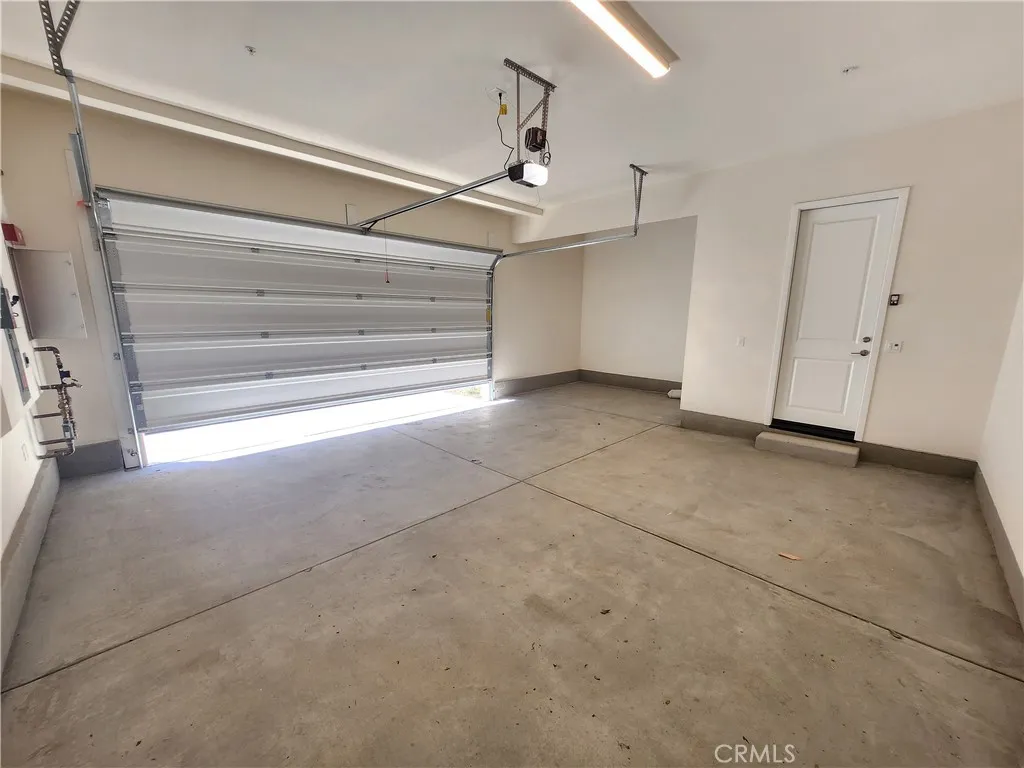 Property image for 27444 Shining Willow Lane, Valencia, CA 91381