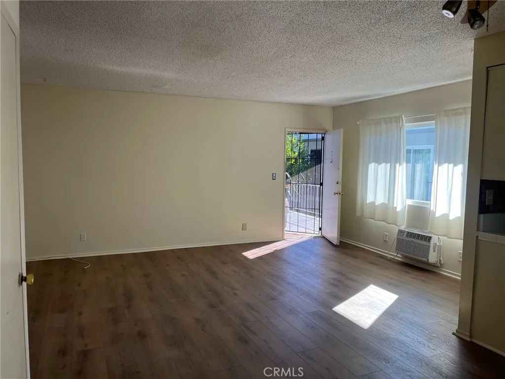 Additional image 24 of 1020 W Angeleno Ave Apt 7, Burbank, CA 91506