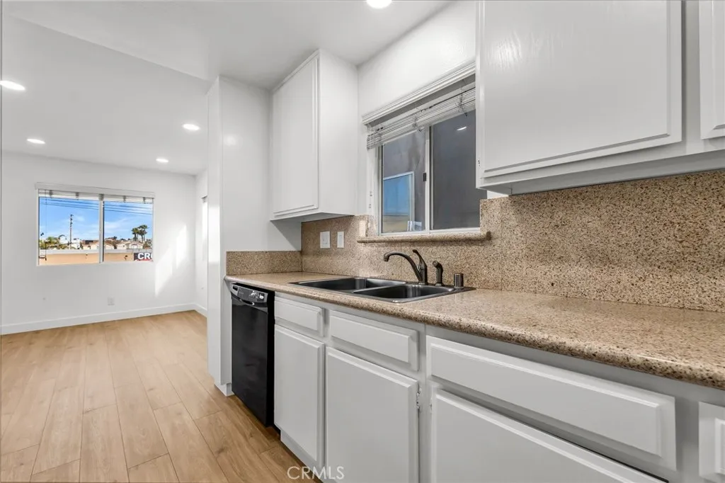 Additional image 7 of 710 5th Street, Hermosa Beach, CA 90254