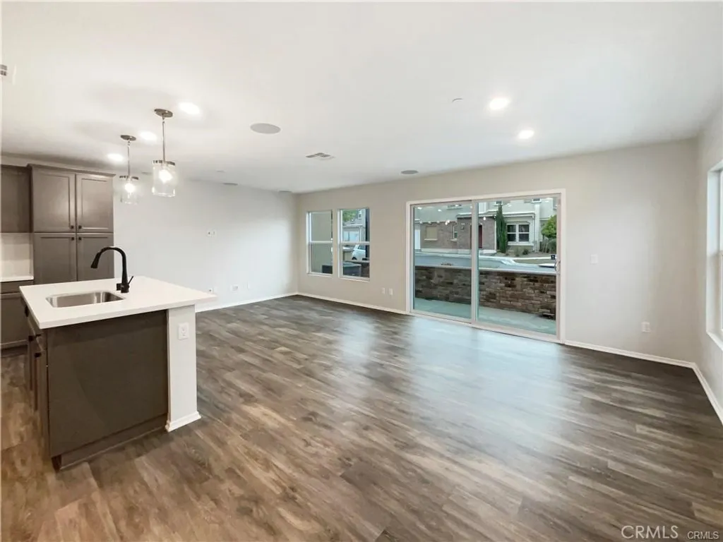 Additional image 7 of 7155 Citrus Avenue Unit 344, Fontana, CA 92336