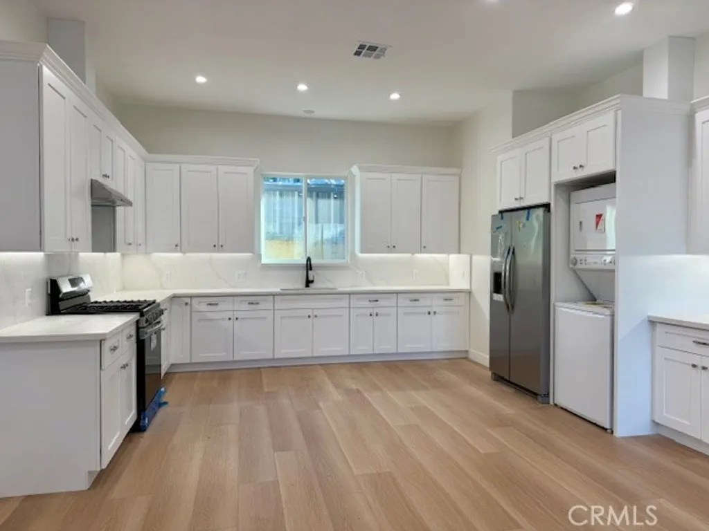 Additional image 9 of 8638 Aqueduct, North Hills, CA 91343