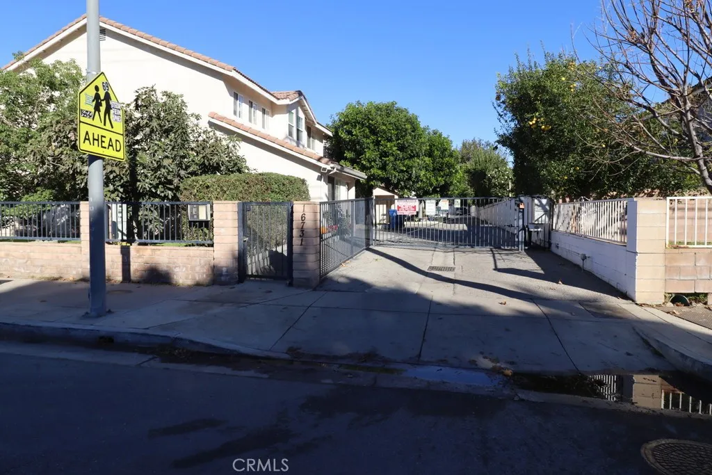 Additional image 4 of 16731 Parthenia Street Unit 3, Northridge, CA 91343