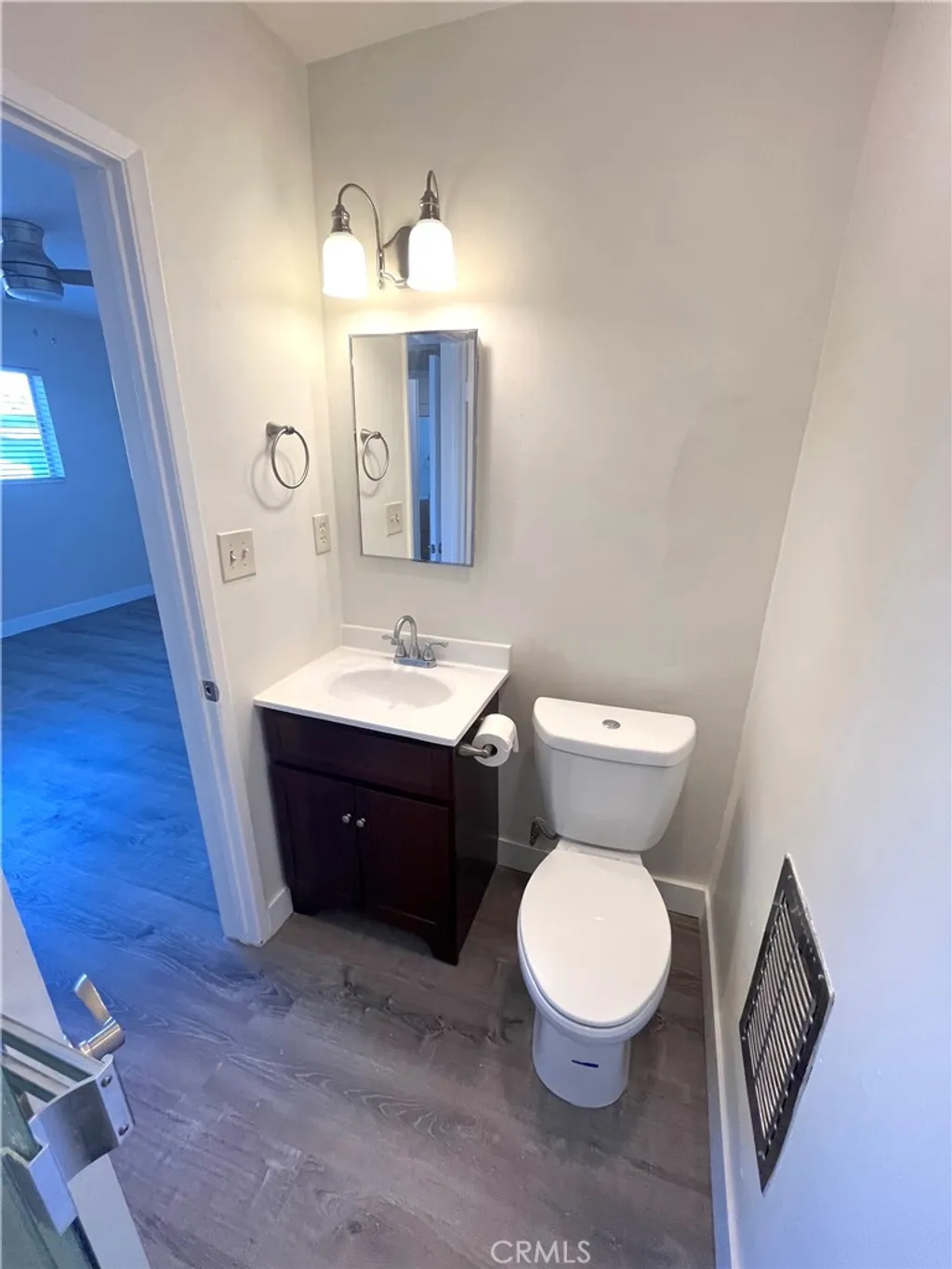 Additional image 21 of 2115 Placentia Avenue Unit 11, Costa Mesa, CA 92627