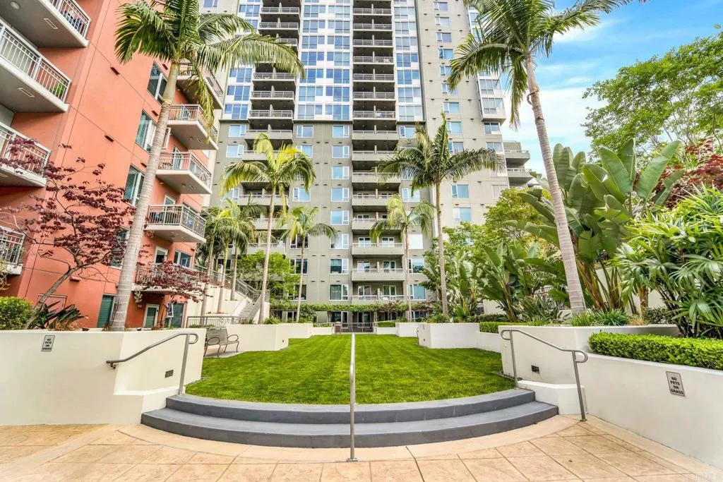 Additional image 88 of 300 W Beech Street Unit 1706, San Diego, CA 92101