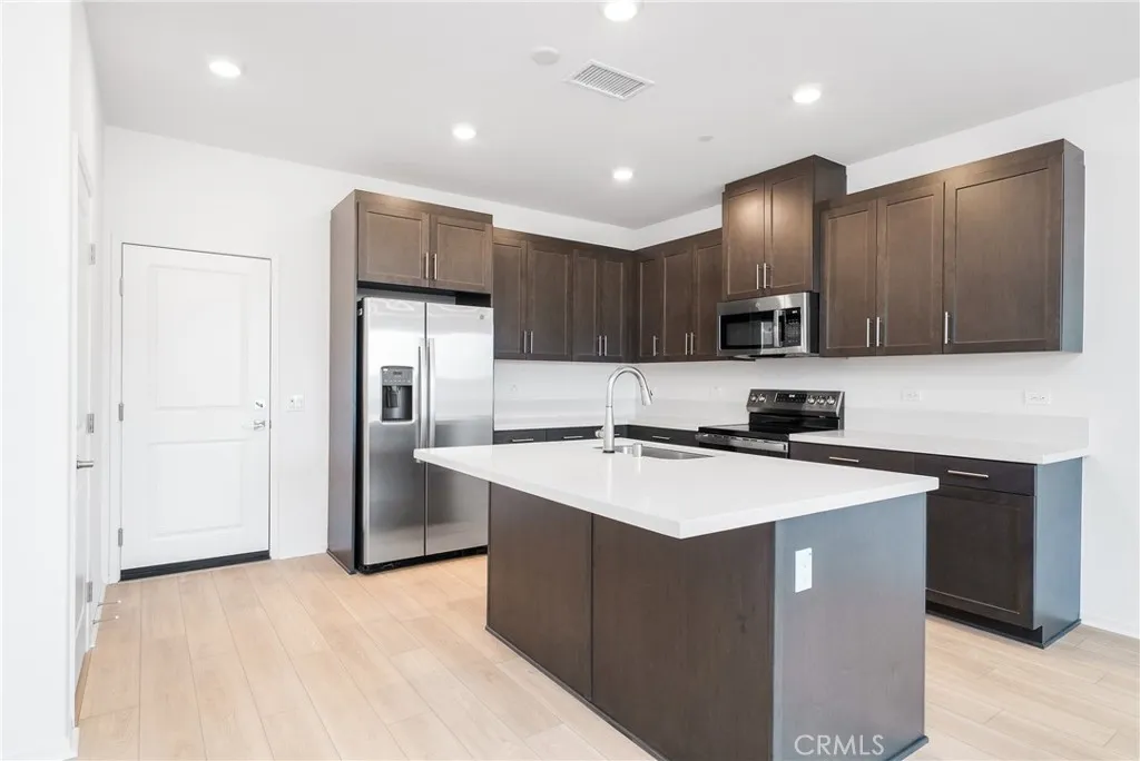 Additional image 37 of 3560 S Eichler Paseo Unit 101, Ontario, CA 91761