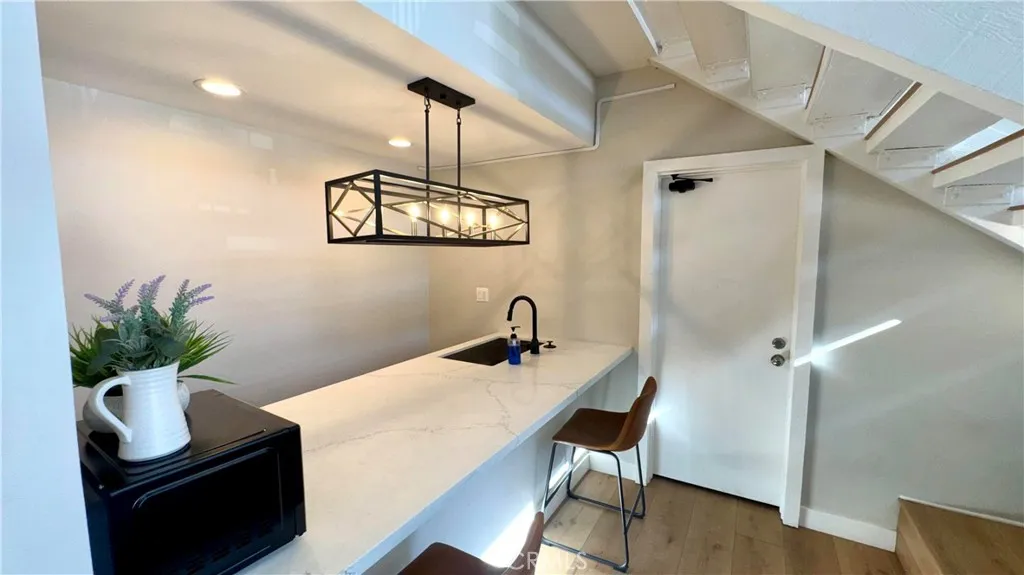 Additional image 17 of 18645 Hatteras Unit 208, Tarzana, CA 91356