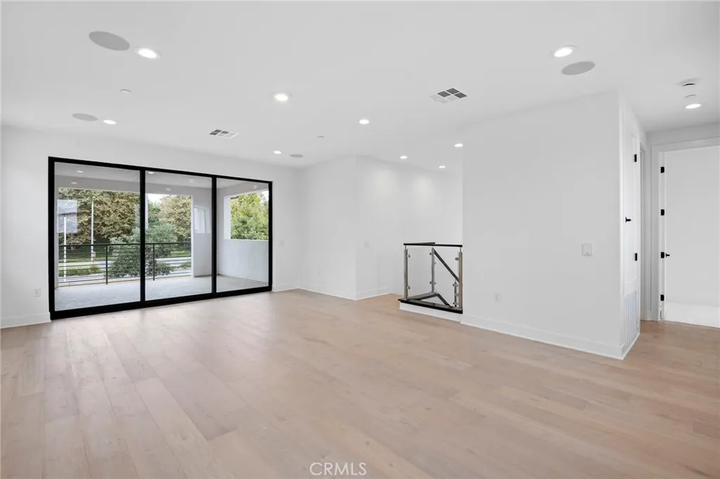 Additional image 22 of 128 Creation, Irvine, CA 92618