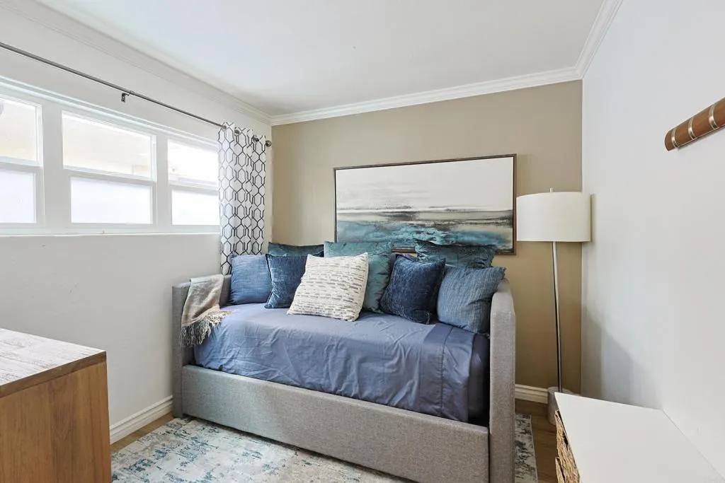 Additional image 4 of 207 C Avenue, Coronado, CA 92118