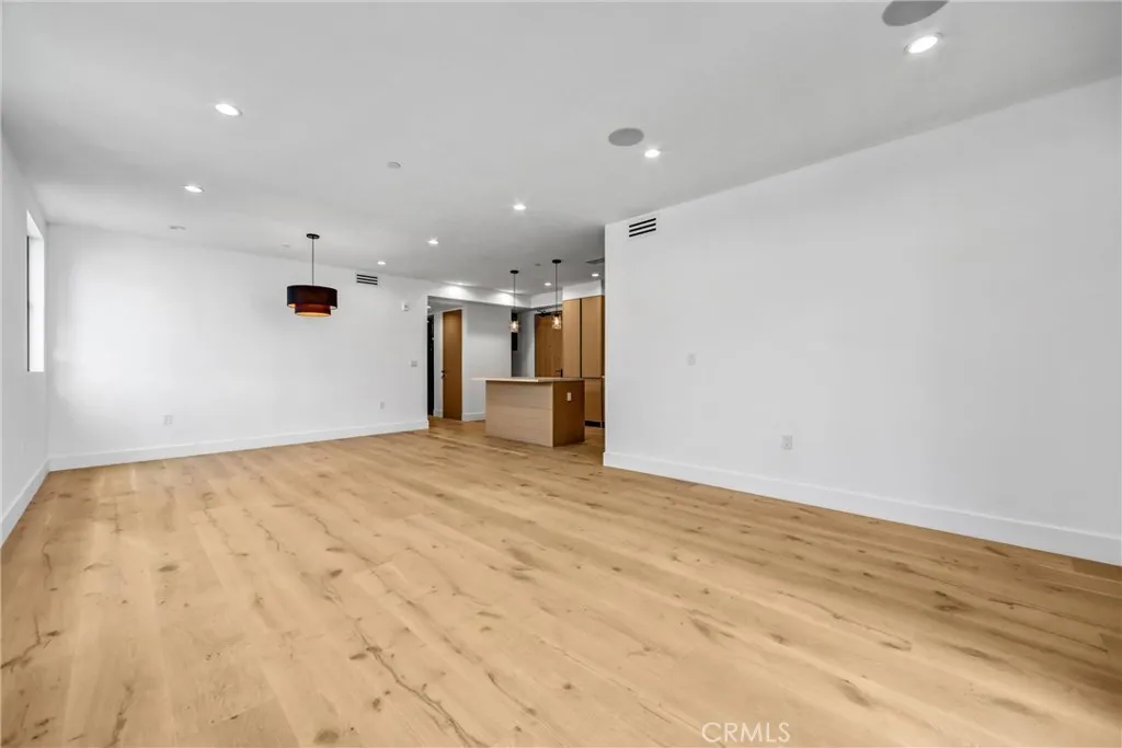 Additional image 21 of 10352 Riverside Drive Unit 203A, Toluca Lake, CA 91602