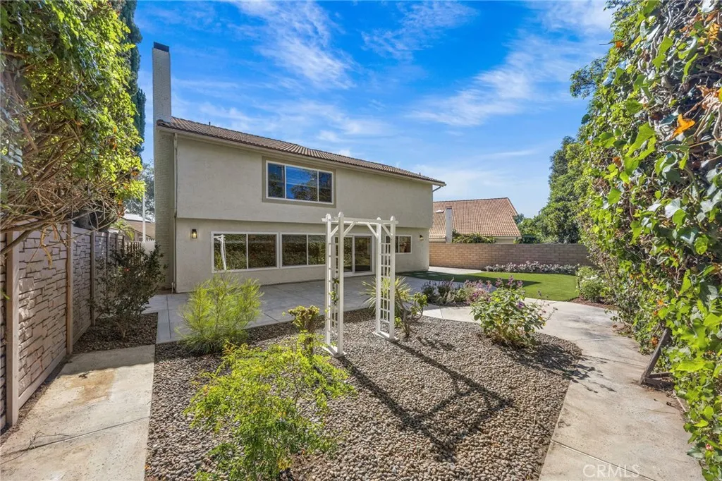 Additional image 74 of 64 Bluecoat, Irvine, CA 92620