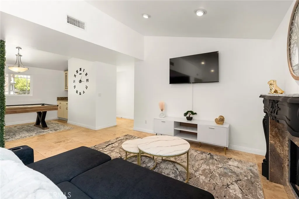 Additional image 31 of 20300 Oxnard, Woodland Hills, CA 91367