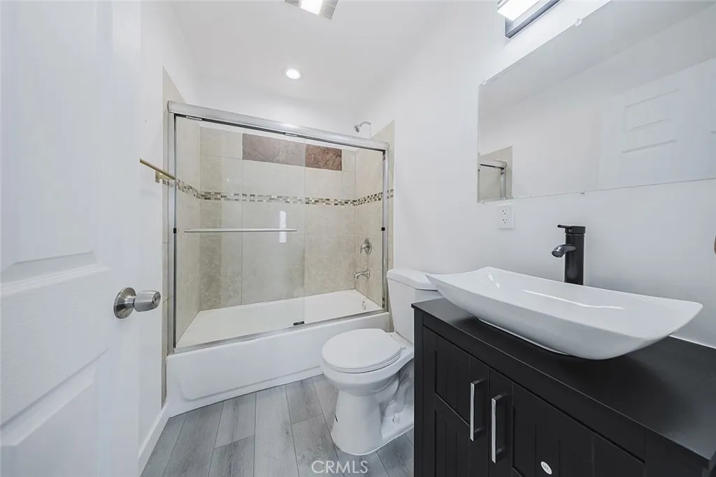 Additional image 13 of 10503 Cantara Street, Sun Valley, CA 91352