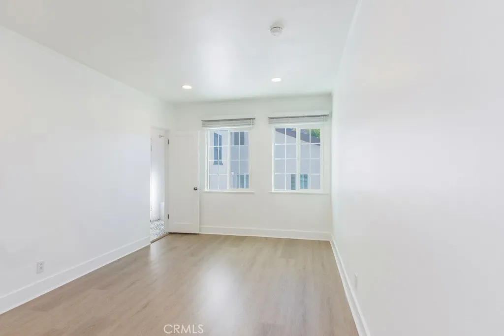 Additional image 23 of 128 S Harper Ave, Los Angeles, CA 90048