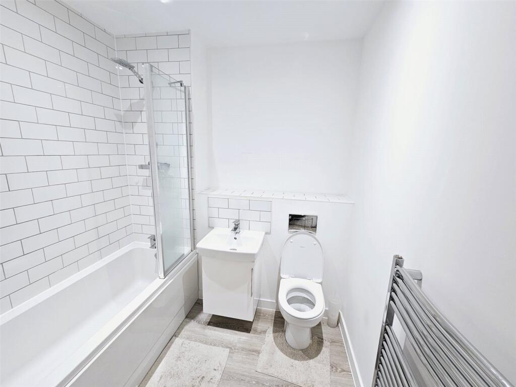 Additional image 5 of Eden Avenue, Balsall Heath, Birmingham, West Midlands, B12