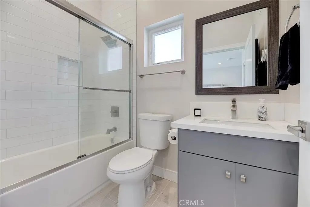 Additional image 127 of 2153 S West View Street, Los Angeles, CA 90016