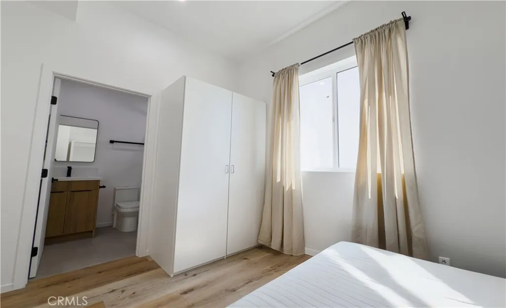 Additional image 10 of 121 S Coronado Unit 1/2, Los Angeles, CA 90057