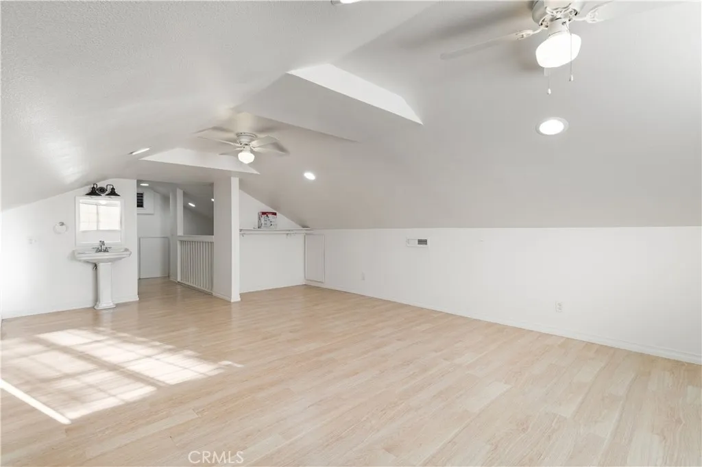 Additional image 64 of 2572 Harrison St, Riverside, CA 92503