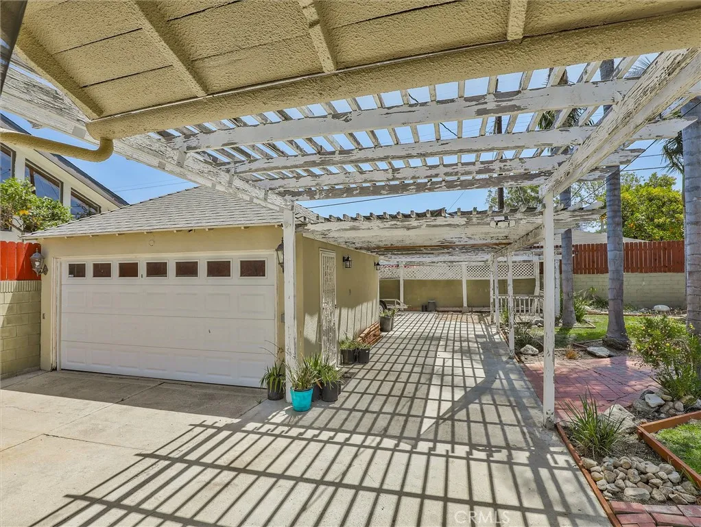 Additional image 51 of 3826 S Burnside Ave, Baldwin Hills, CA 90008