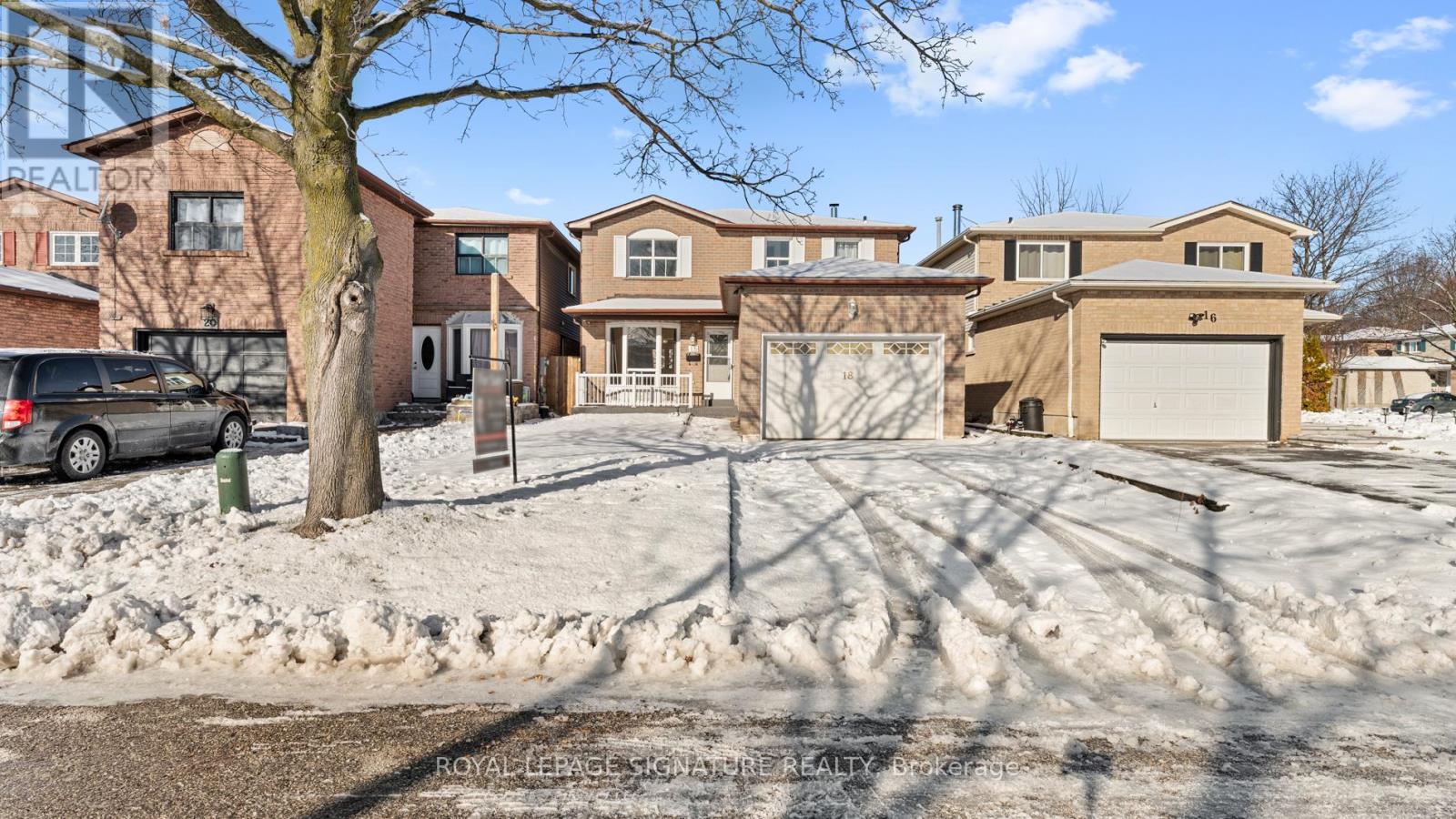 Property image for 18 CHARLTON CRESCENT|Ajax (South West), Ontario L1S4B8