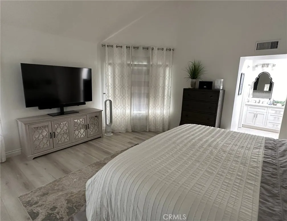 Additional image 31 of 166 N Singingwood St Unit 15, Orange, CA 92869