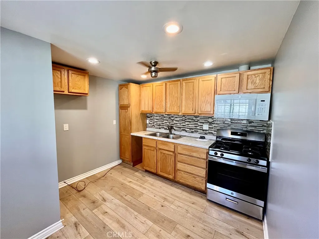 Additional image 20 of 12008 Ratner St, North Hollywood, CA 91605