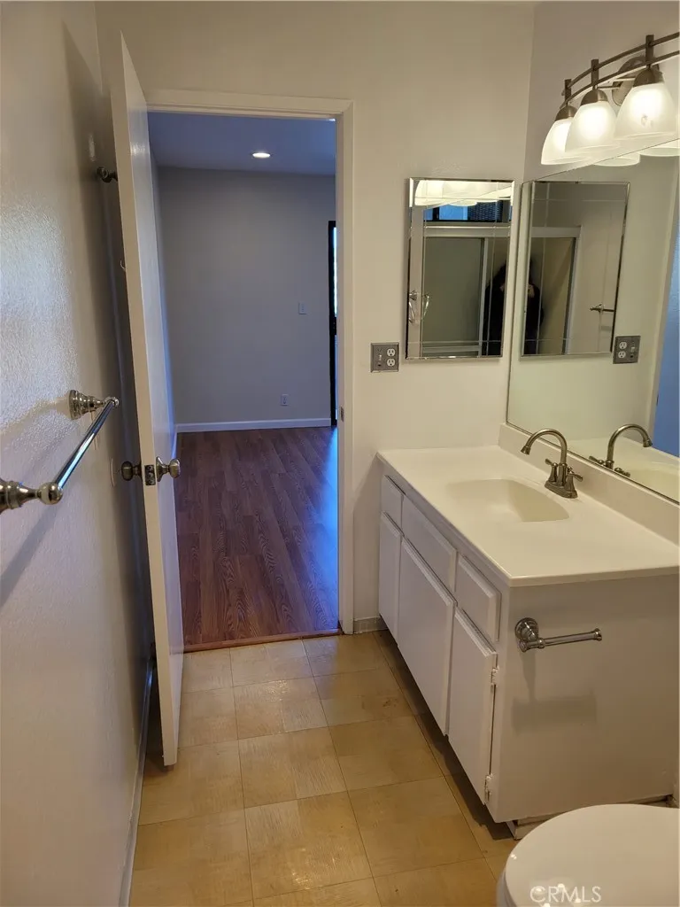 Additional image 67 of 4110 Elm Ave Unit 201, Long Beach, CA 90807