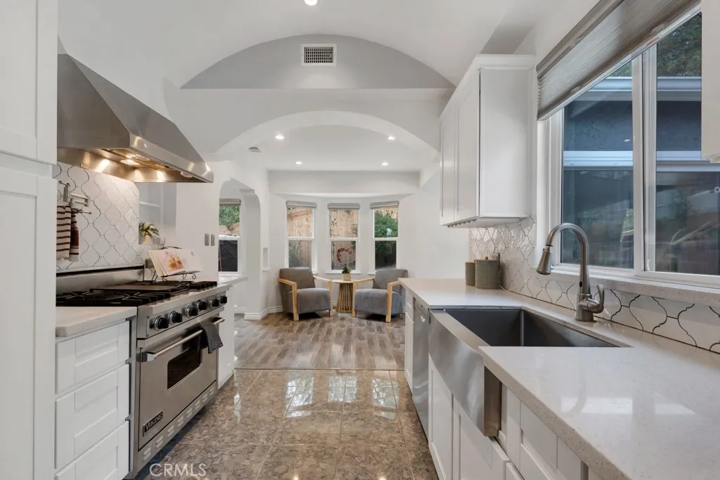 Additional image 9 of 19419 Oxnard Street, Tarzana, CA 91356