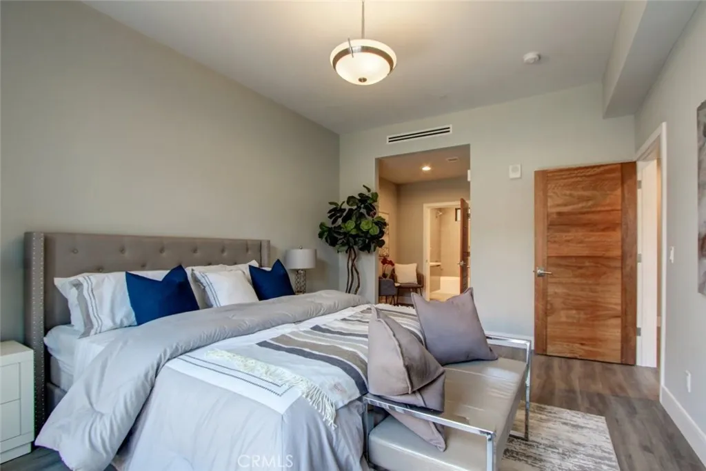 Additional image 13 of 330 Salem St Unit 301, Glendale, CA 91203