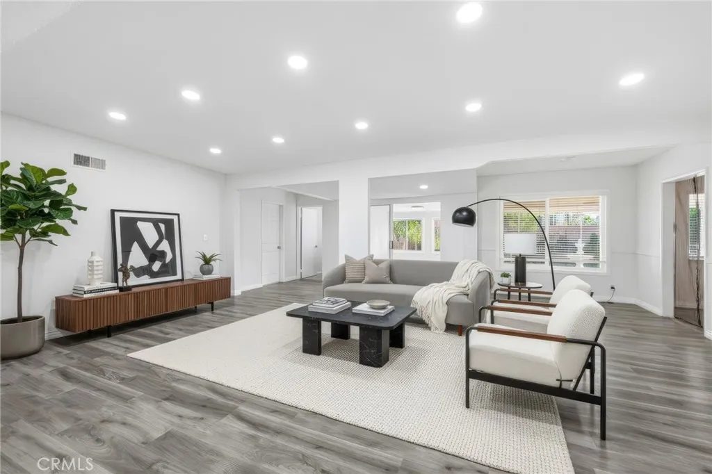 Additional image 2 of 10418 Gothic Avenue, Granada Hills, CA 91344