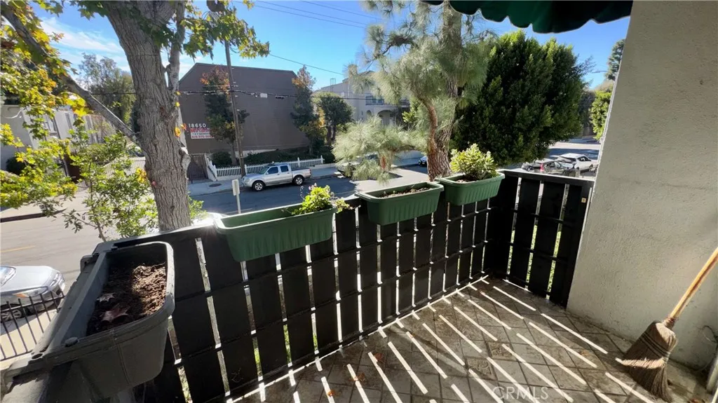 Additional image 27 of 18645 Hatteras Unit 208, Tarzana, CA 91356