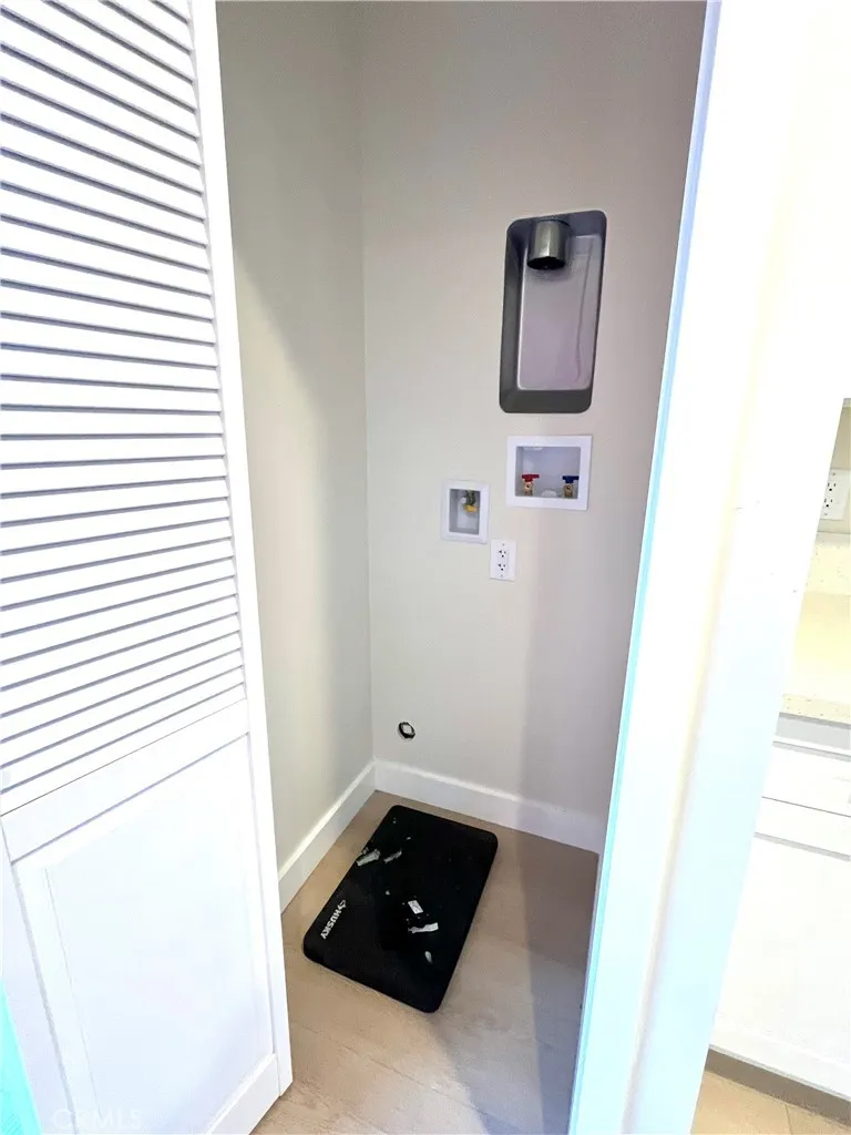 Additional image 37 of 2720 W 70th St, Los Angeles, CA 90043