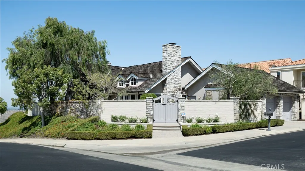 Additional image 2 of 2001 Yacht Resolute, Newport Beach, CA 92660