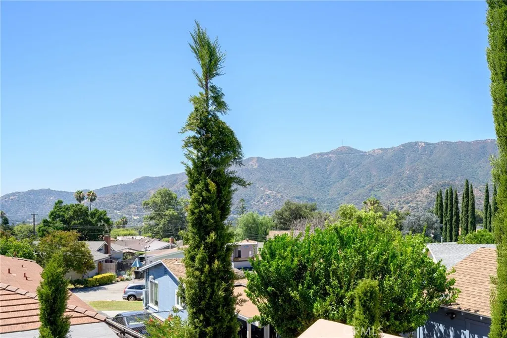 Additional image 20 of 2526 Foothill Boulevard Unit 1/2, La Crescenta, CA 91214