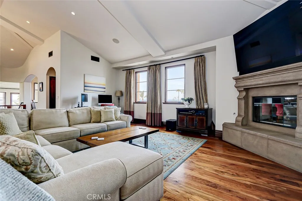 Additional image 89 of 853 6th, Manhattan Beach, CA 90266