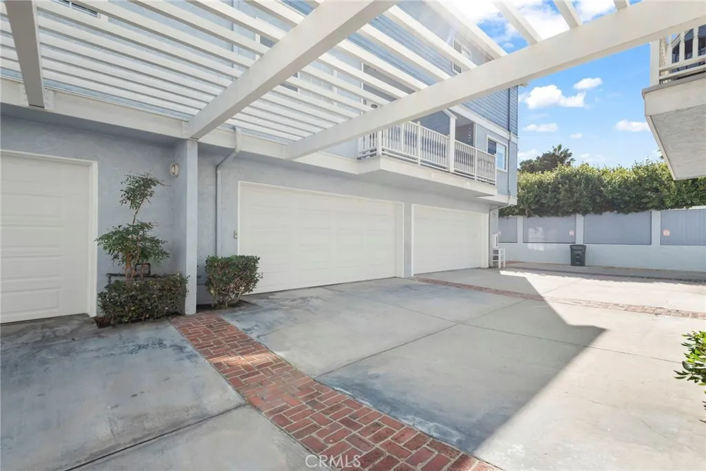 Additional image 39 of 313 N Broadway, Redondo Beach, CA 90277