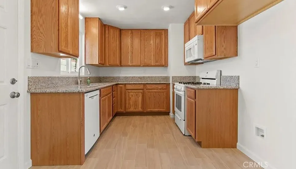 Additional image 13 of 45122 Date Ave, Lancaster, CA 93534