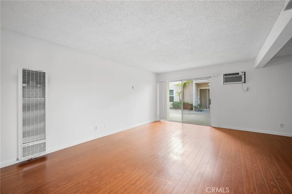 Additional image 7 of 409 Burchett St Unit 119, Glendale, CA 91203