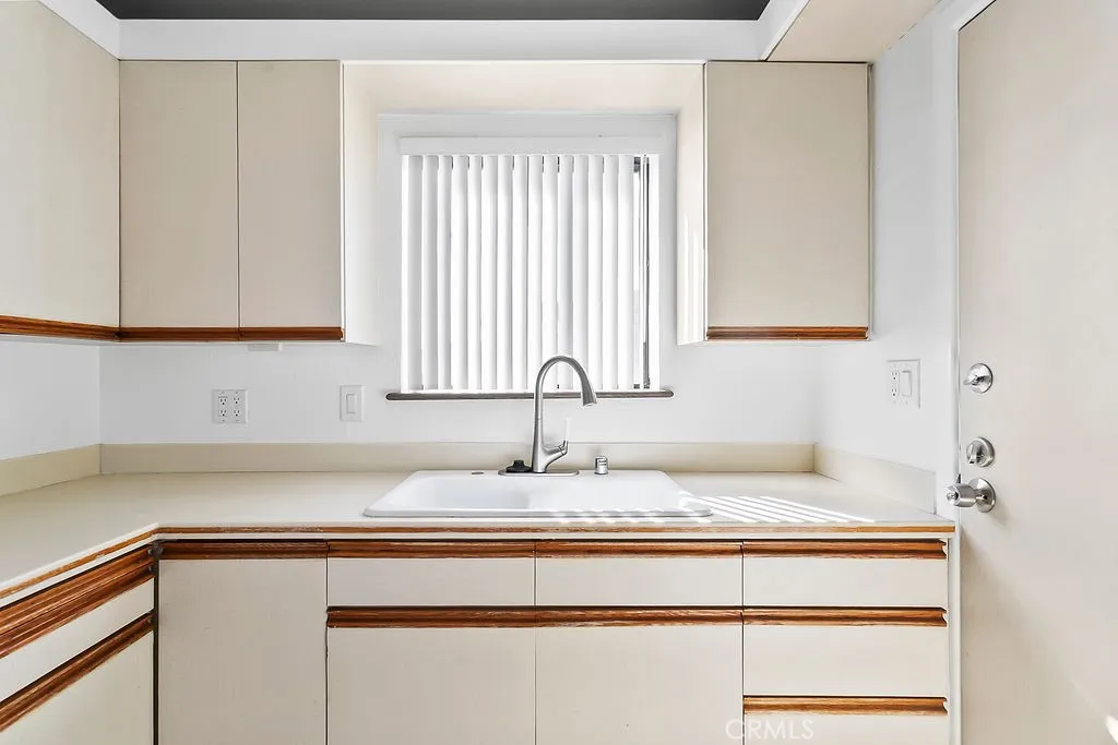 Additional image 12 of 179 Bay Shore Ave, Long Beach, CA 90803