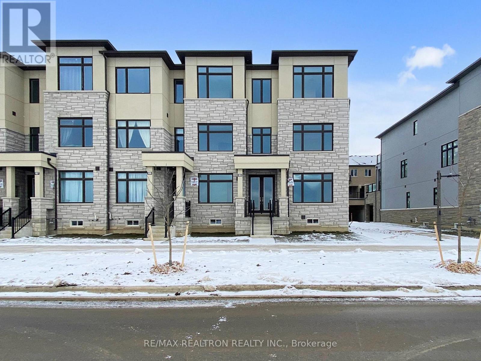 153 BERCZY GREEN DRIVE|Markham, Ontario L6C3P5