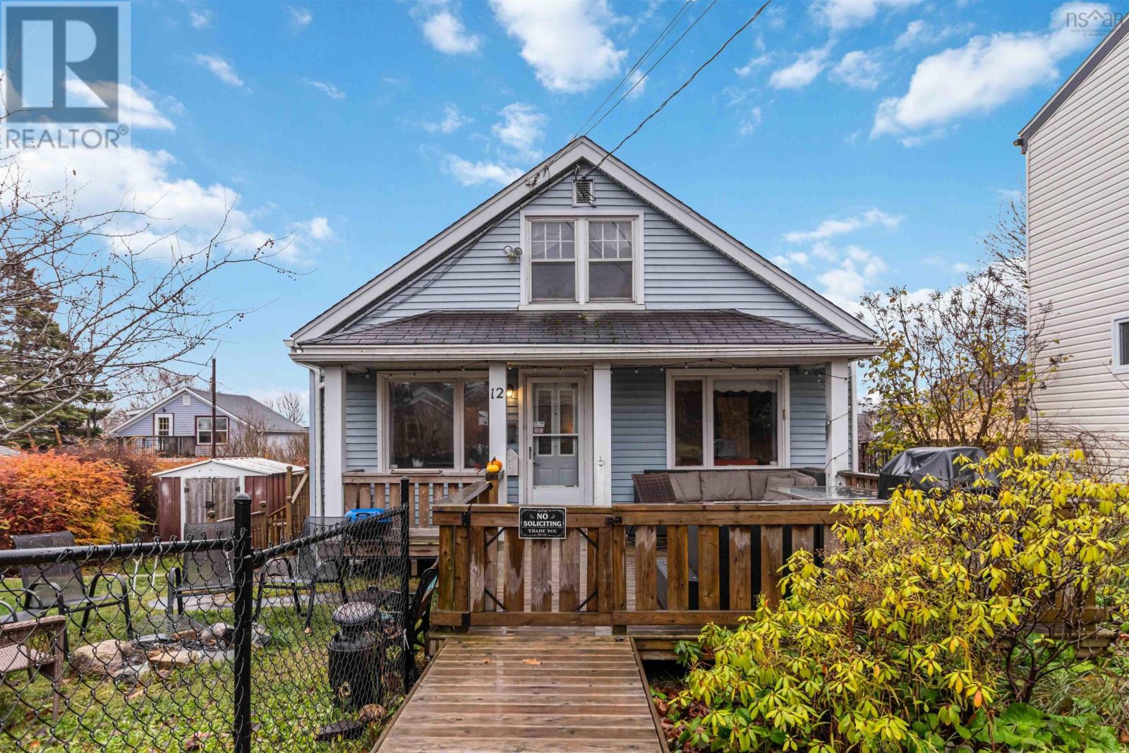 12 Adelaide Avenue|Halifax, Nova Scotia B3N2N4