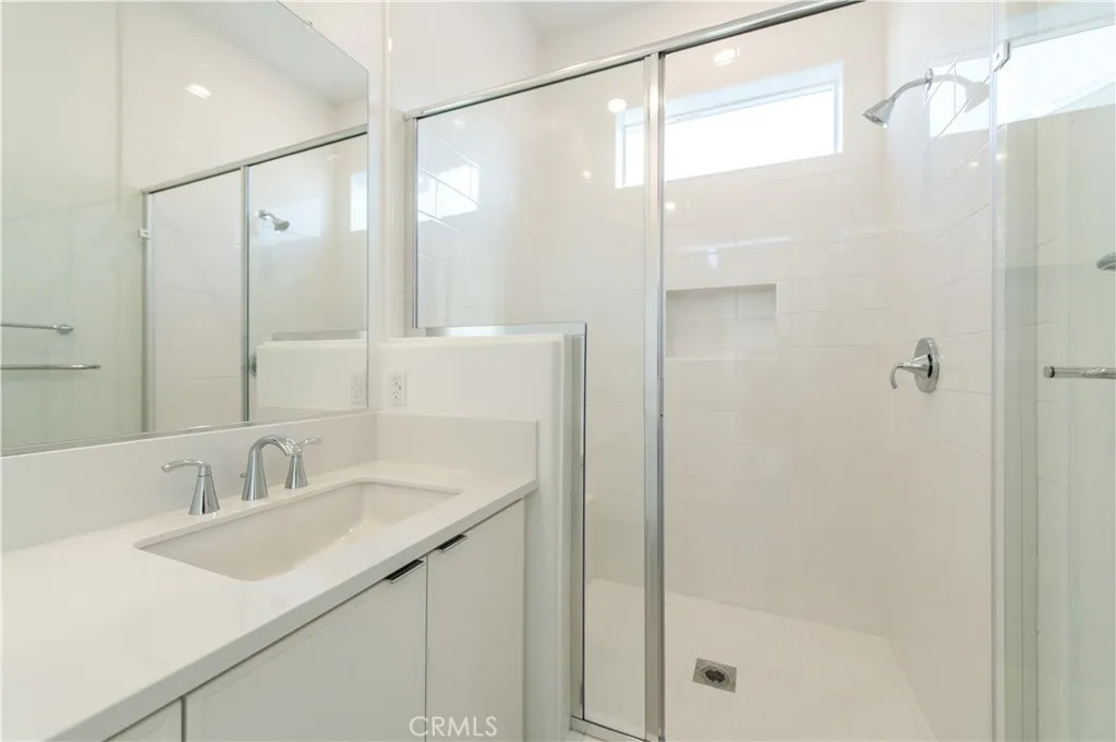 Additional image 26 of 108 Tiffin, Irvine, CA 92618