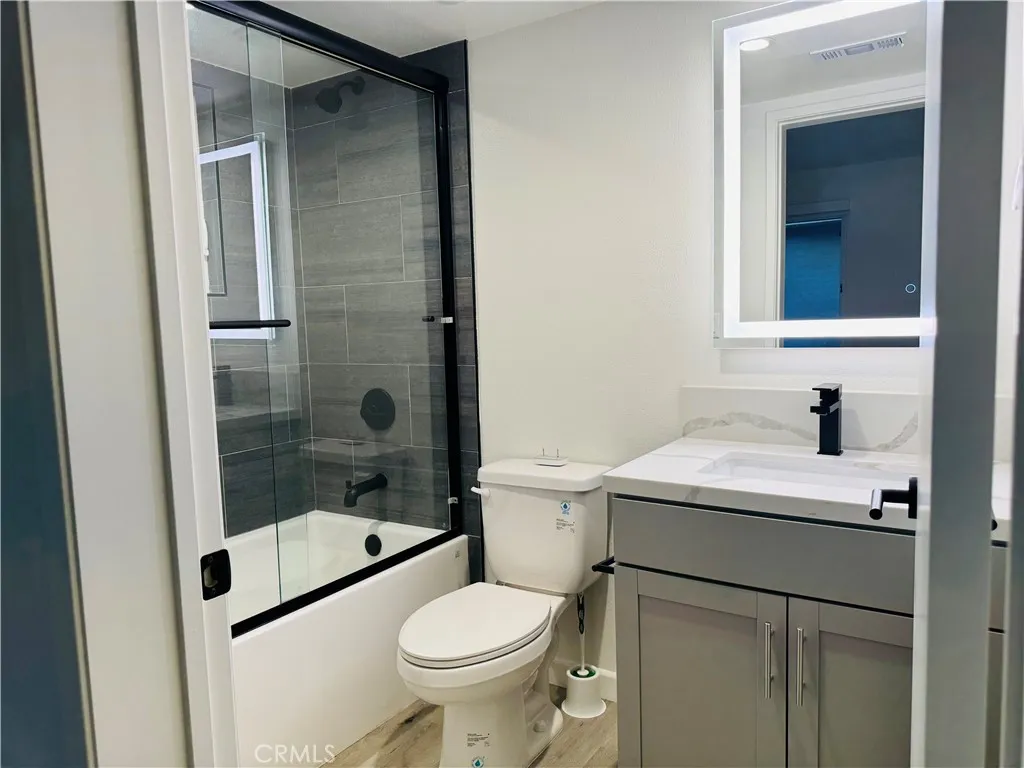 Additional image 36 of 11815 W Holly Way, Valley Village, CA 91607