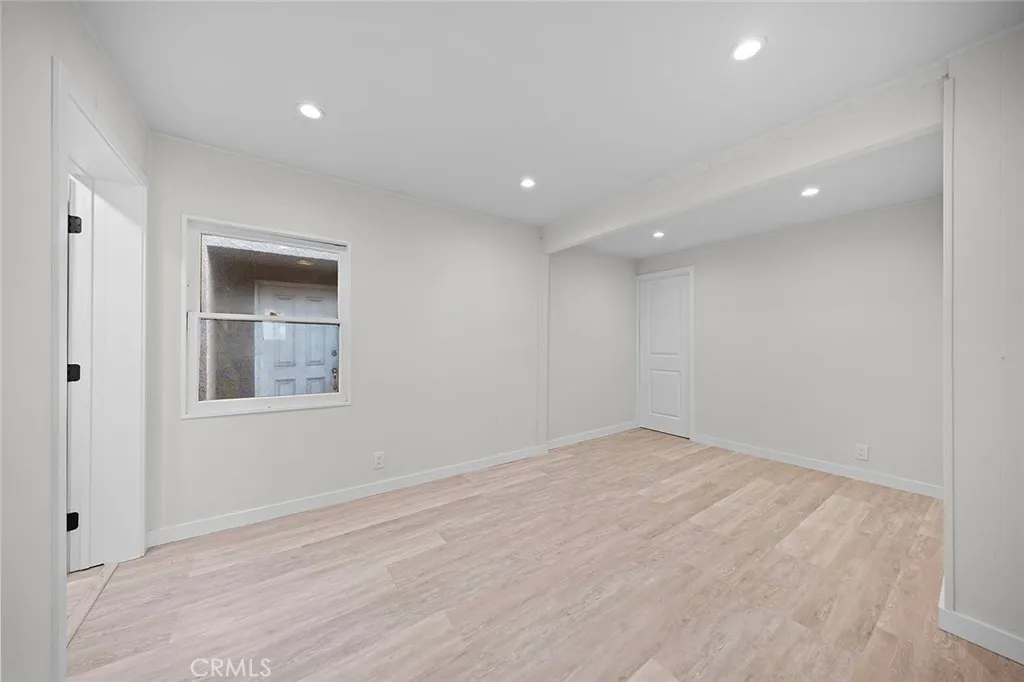 Additional image 8 of 50 Surfside Avenue Unit B, Surfside, CA 90743